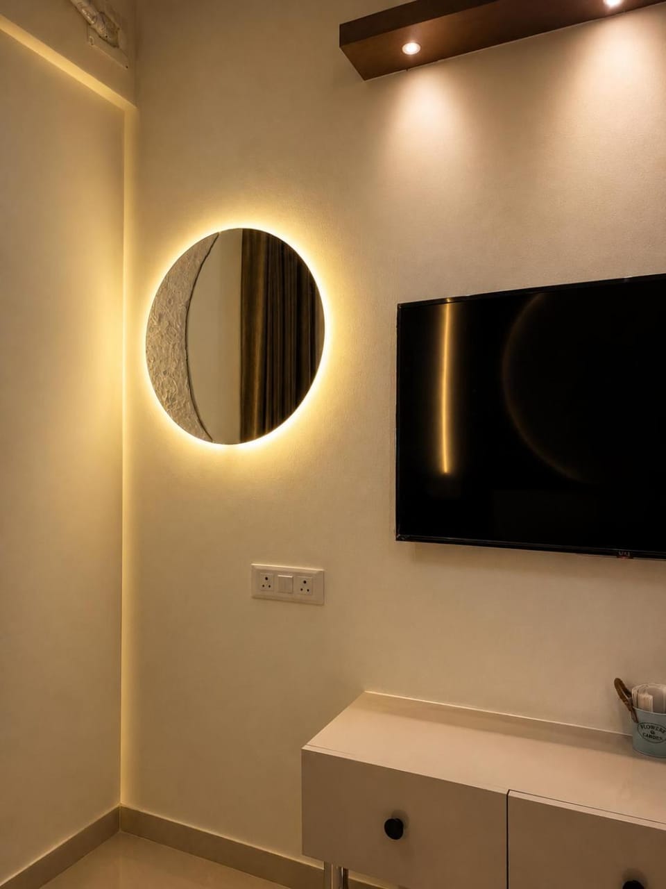 The Moon stories by Olive Stays Apartment in Pune
