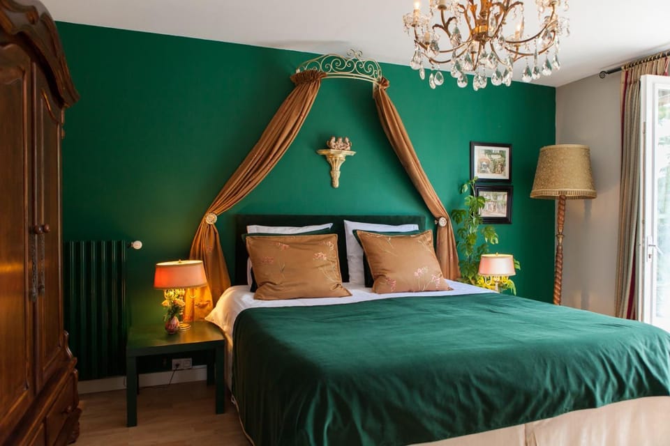 Living room, Bedroom