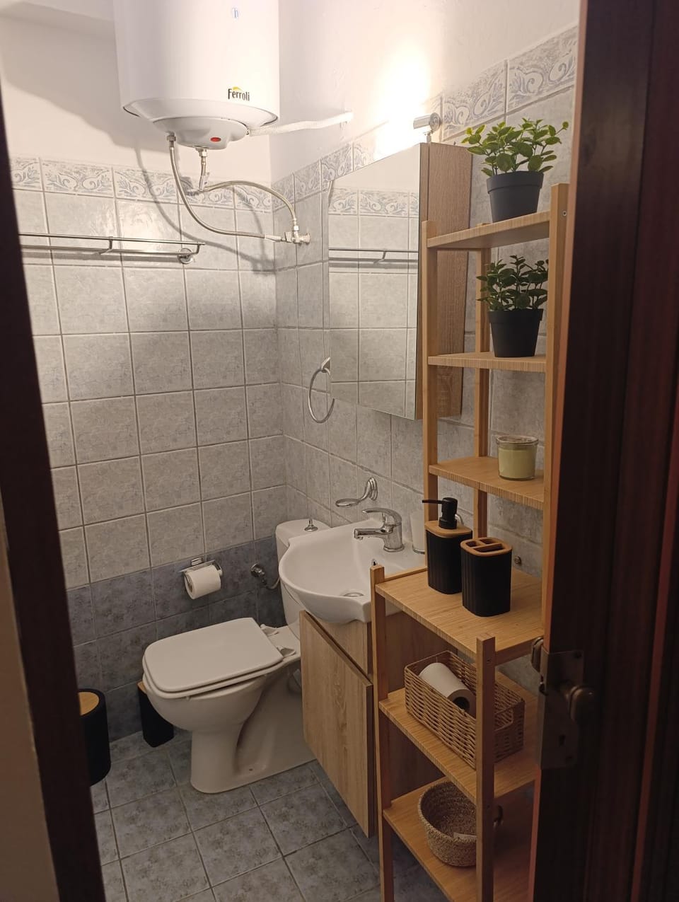 Moschato Urban High Nest Apartment in South Athens