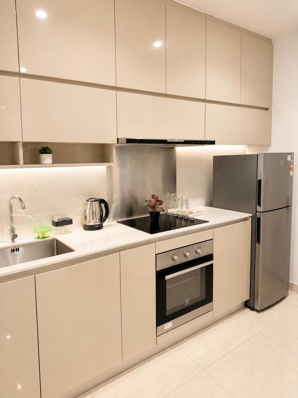 Kitchen or kitchenette, oven, stove