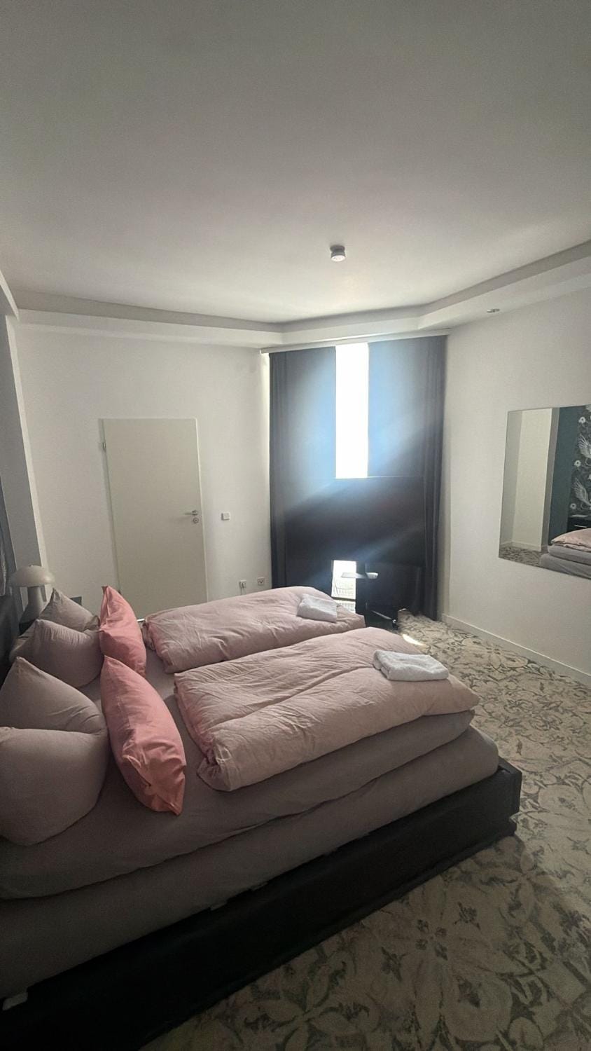 Pension Halle Ost! Self-Check-in Bed and Breakfast in Halle Saale