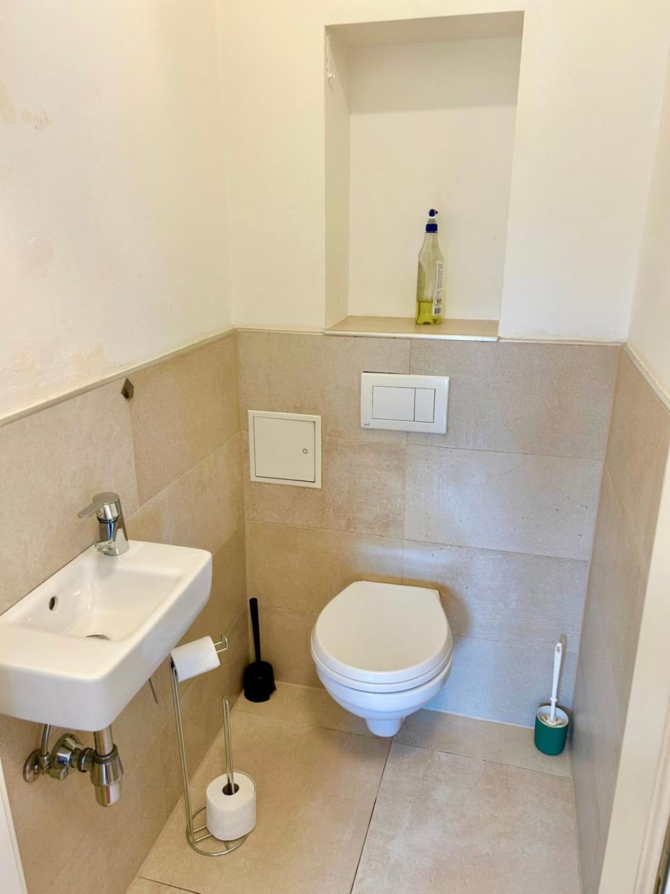 Spacious Apartment with Free Parking near Vienna Apartment in Austria