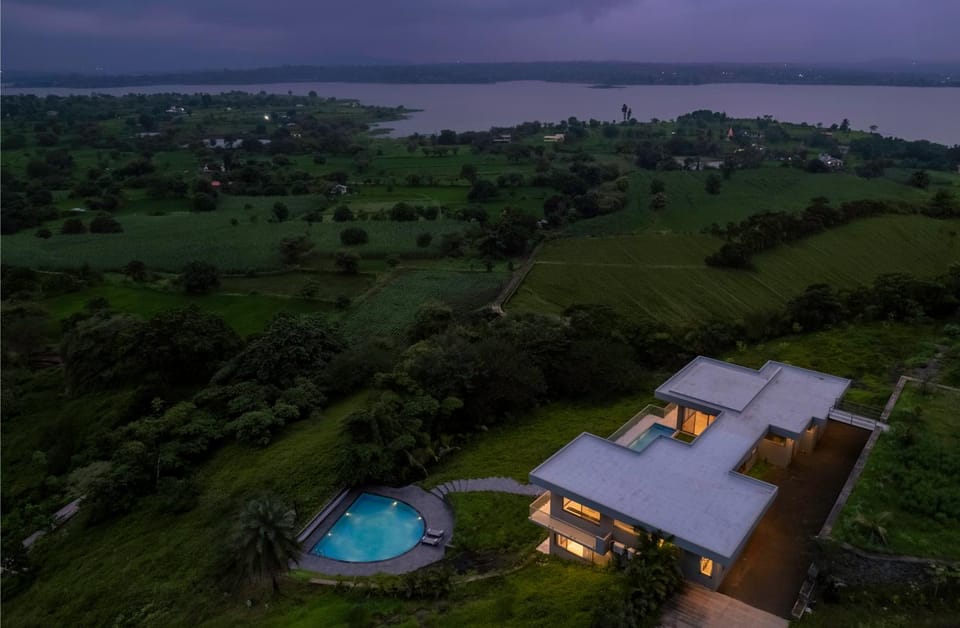 Property building, Bird's eye view
