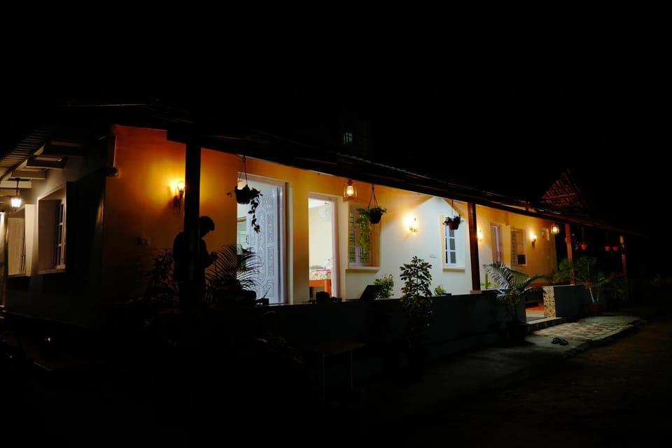 Kerevolu Heritage Stay - Estate, Home Food, Near to Sight Seeings Vacation rental in Karnataka