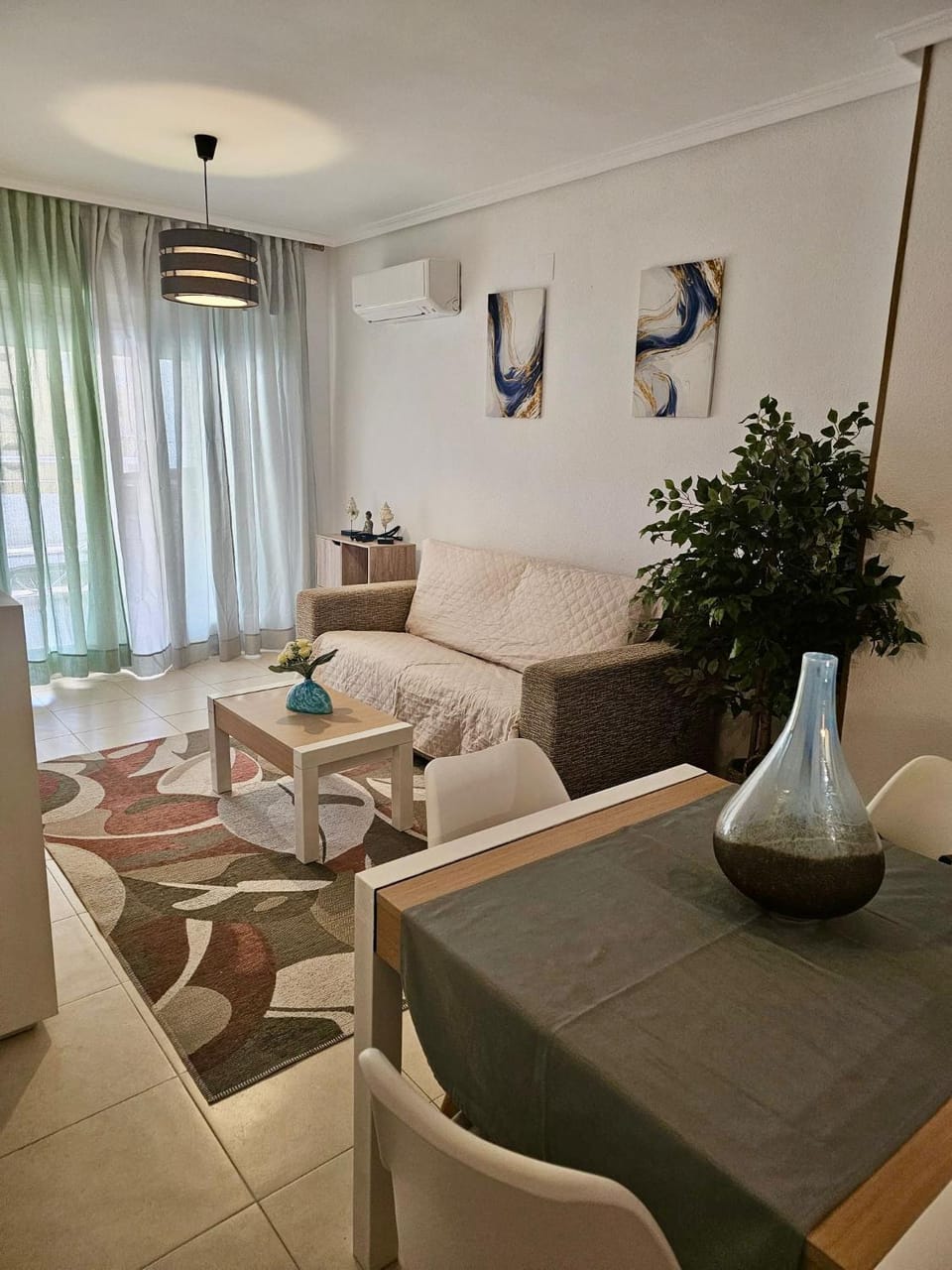 Living room, air conditioner