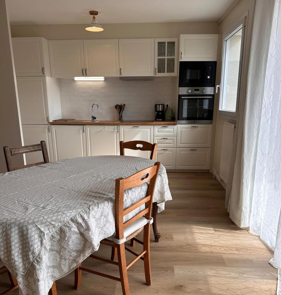 Appartement cosy 64 m2 Apartment in Caen