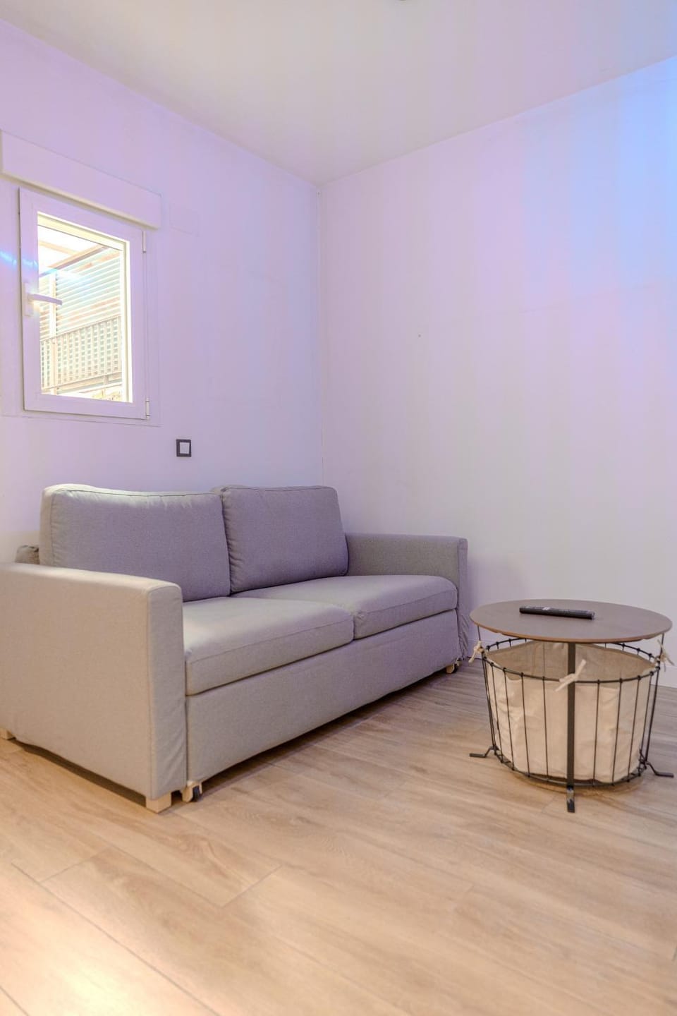Apartamento reformado en el Madrid de los Austrias Apartment in Centro