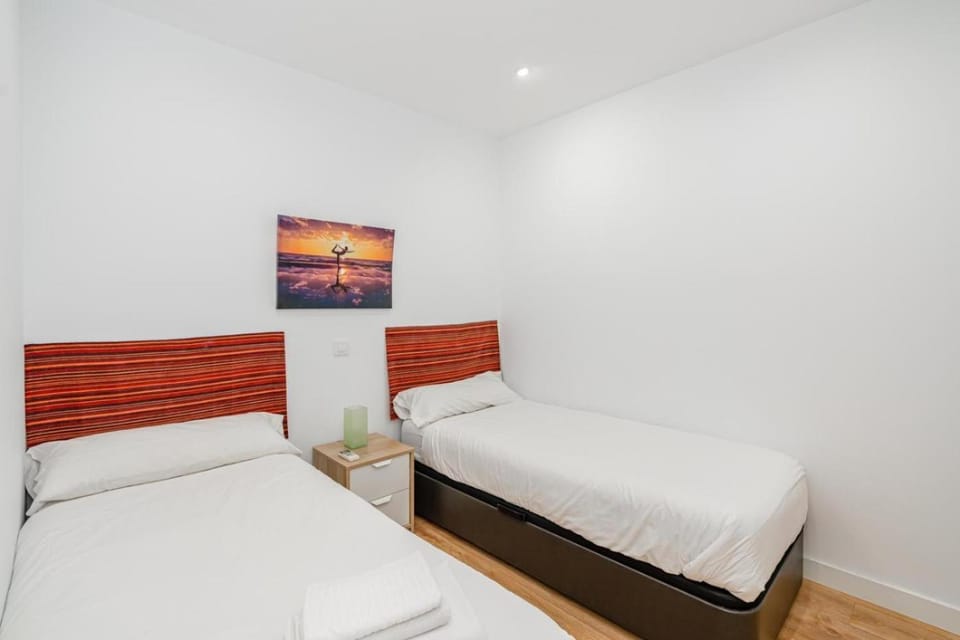 Apartamento reformado en Lavapiés, Madrid centro Apartment in Centro
