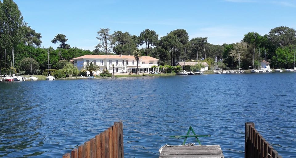 Facade/entrance, Activities, Lake view