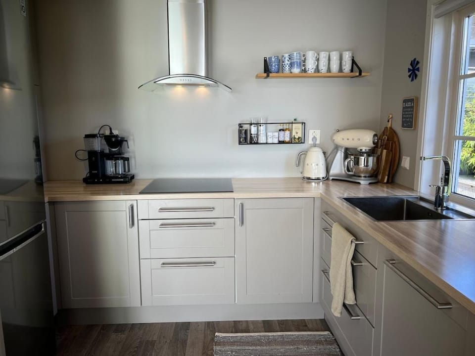 Koselig hytte ved sjøkanten House in Rogaland