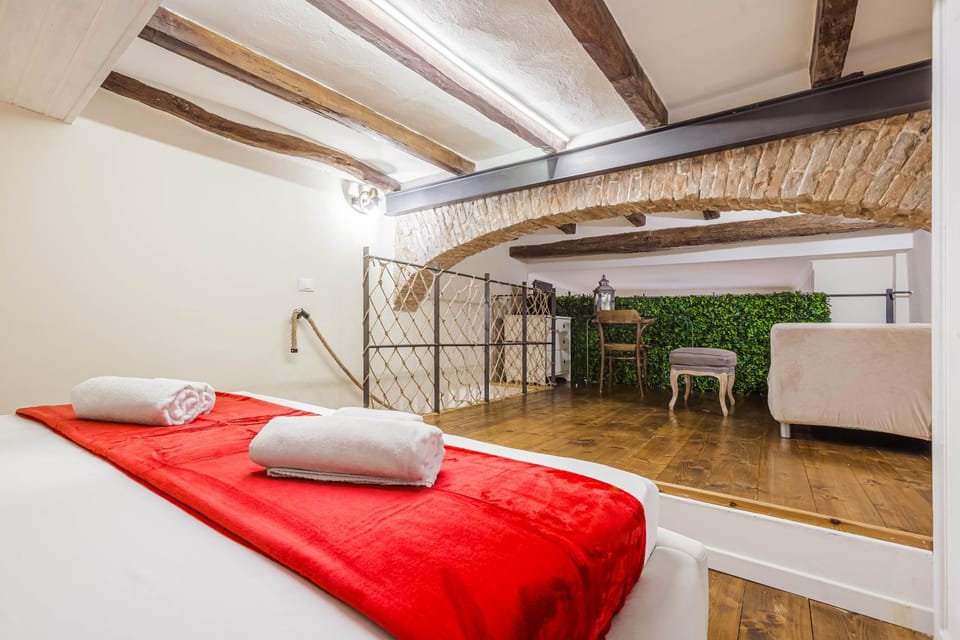 Bed, Photo of the whole room, Bedroom, bunk bed