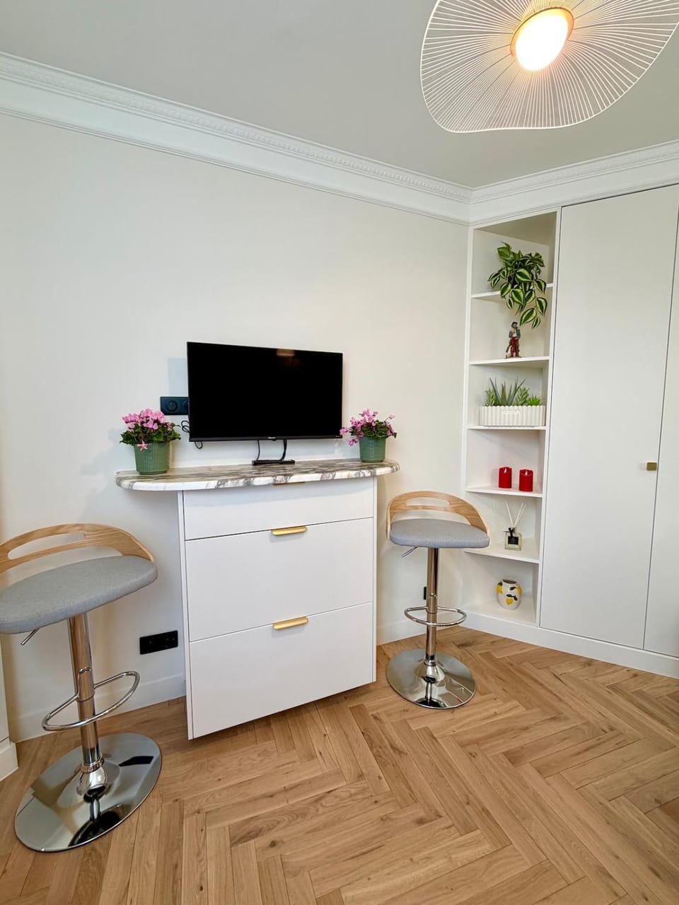 L'Écrin Paris - Porte de Versailles - Métro Apartment in Vanves
