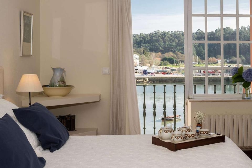 Luxury Townhouse O Grove 200 beachfront with poll Apartment in O Salnés