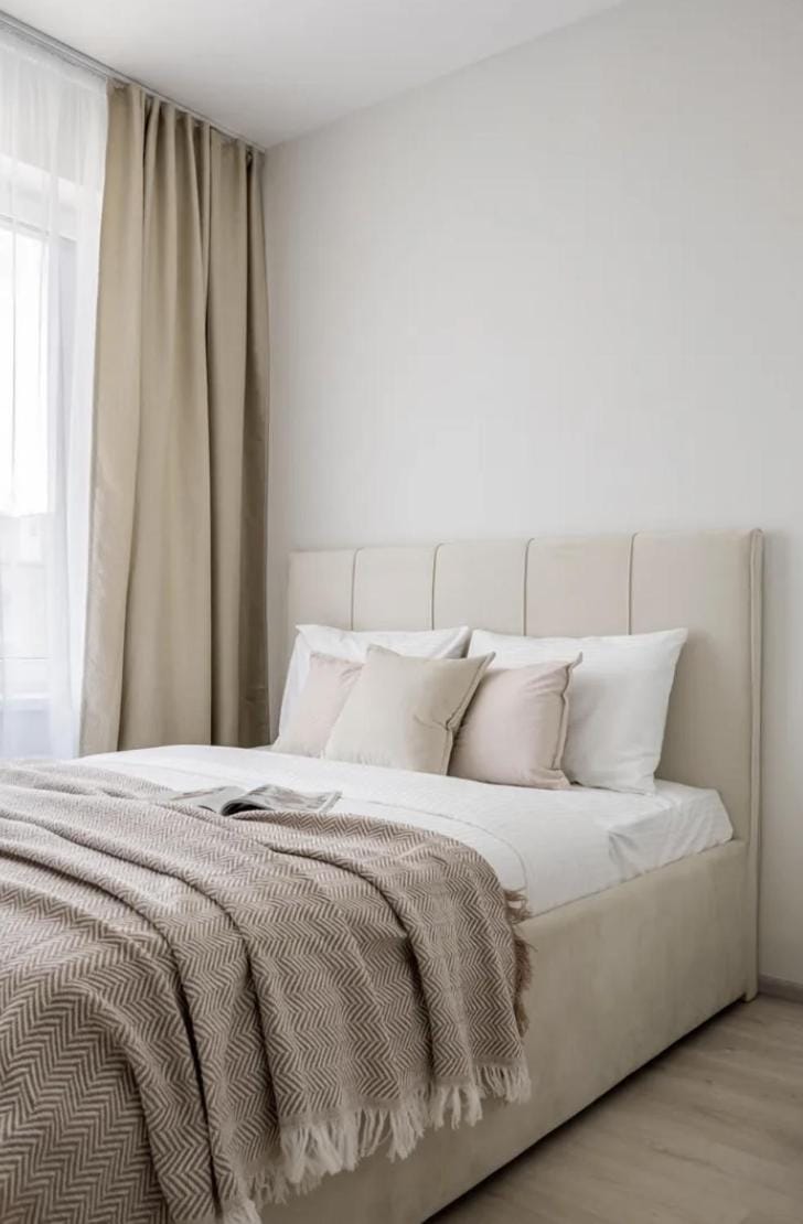 Квартира поруч з метро - Вид на озеро Apartment in Kiev City - Kyiv