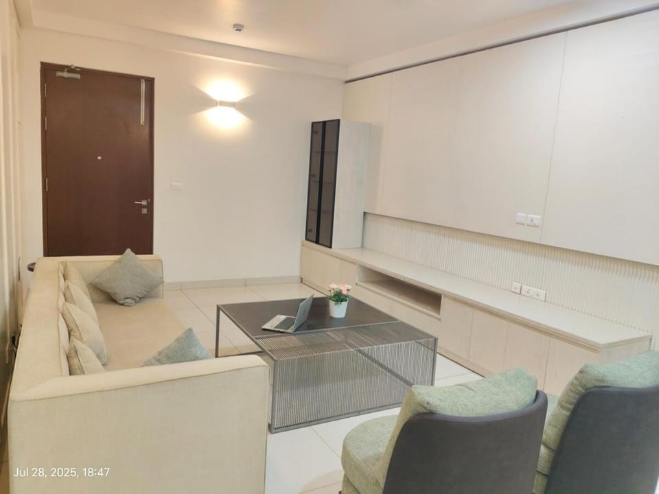 PT-Elegant Luxury 3BHK in IT Zone Kokapet Apartment in Hyderabad