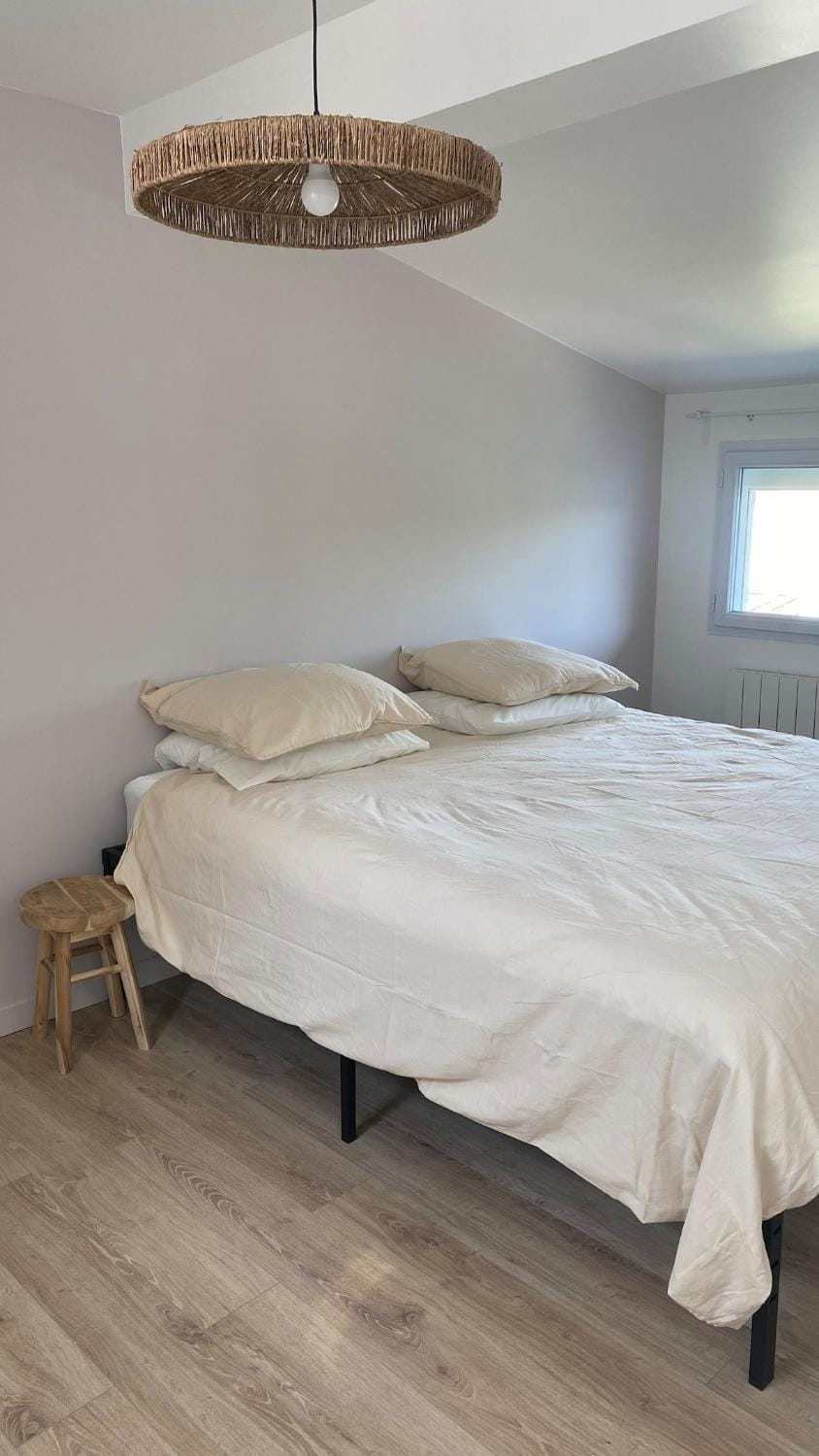 Duplex 3 bedrooms King size bed Apartment in Gagny