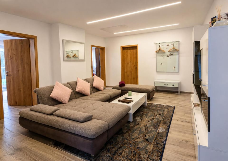 Haus mit Fischteich Natururlaub für Familien & Hunde Apartment in Carinthia, Austria