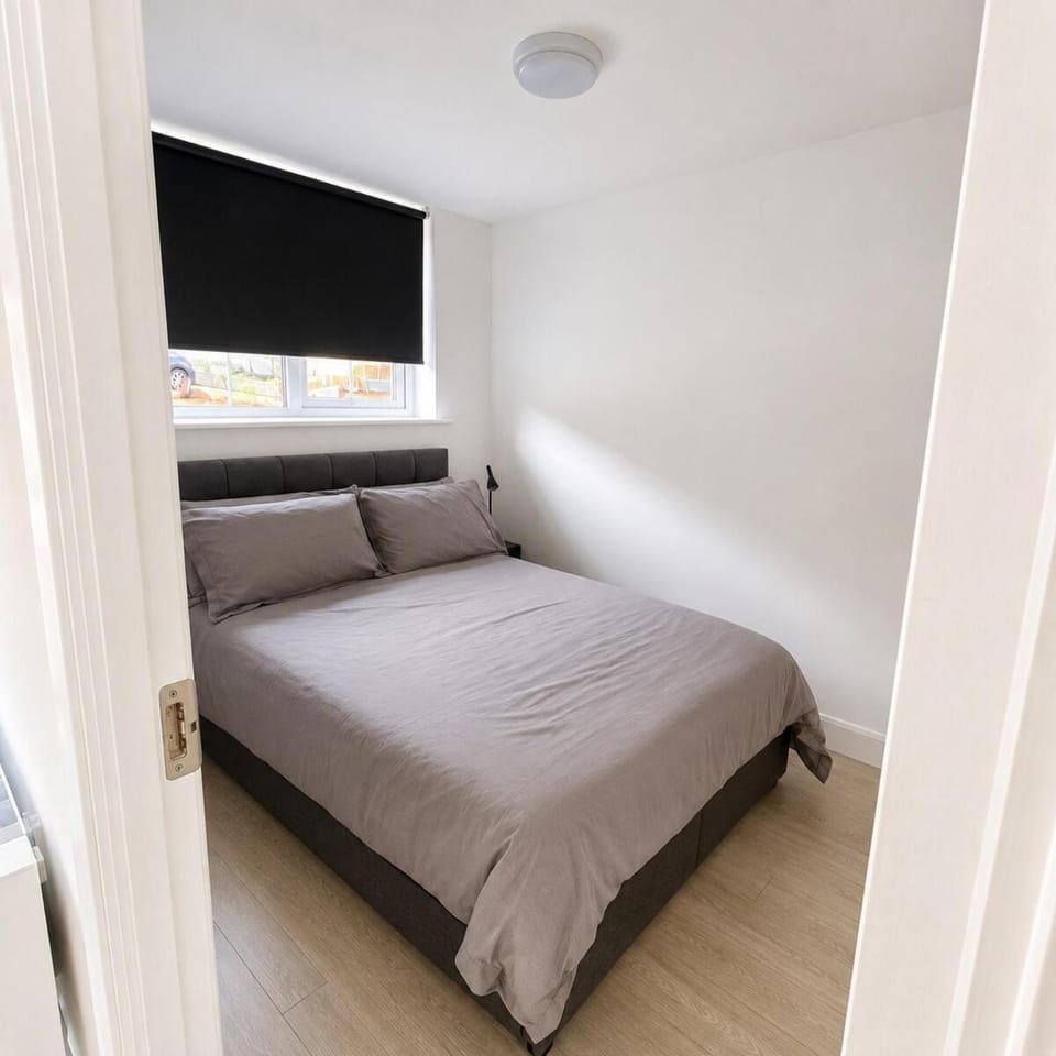 Cosy 2BR Wicklow Cabin Wiz Patio & Central Location Cabin in Wicklow