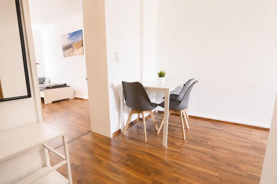 WorkRest for 5 in Gelsenkirchen Apartment in Gelsenkirchen