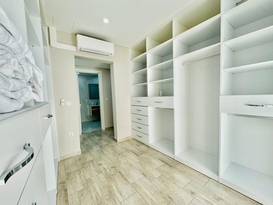 Luxouso Flat T4 na polana Plaza Apartment in Africa