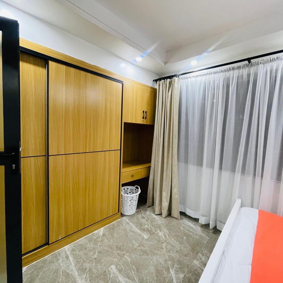 Bedroom, wardrobe