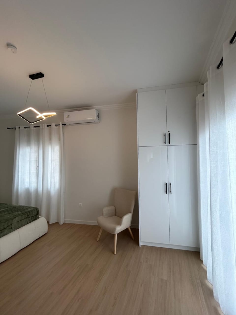 Athenian Flat Apartment in Athens