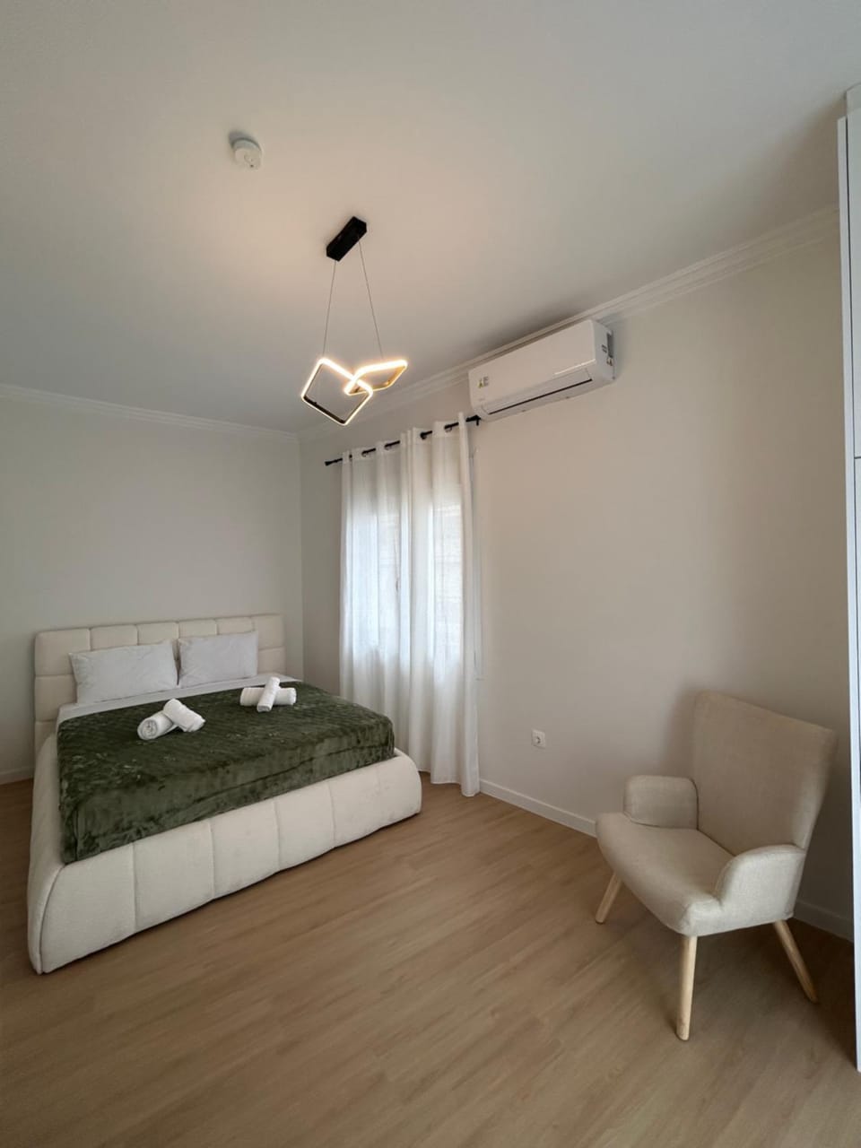 Athenian Flat Apartment in Athens