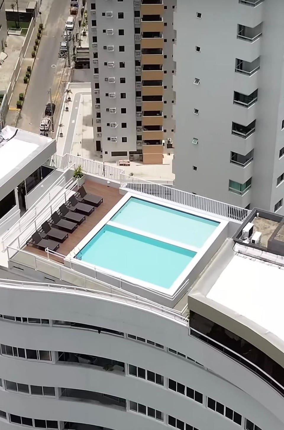Apartamento 905 Condomínio Vuarnet home service bem localizado entre bus Tamandaré do Cabo Branco fornecemos material de cozinha básico para cozinhar conforme mostra as fotos Apartment in João Pessoa