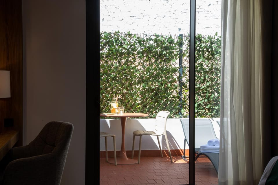 Cadiz Suites Apartment hotel in Valencia