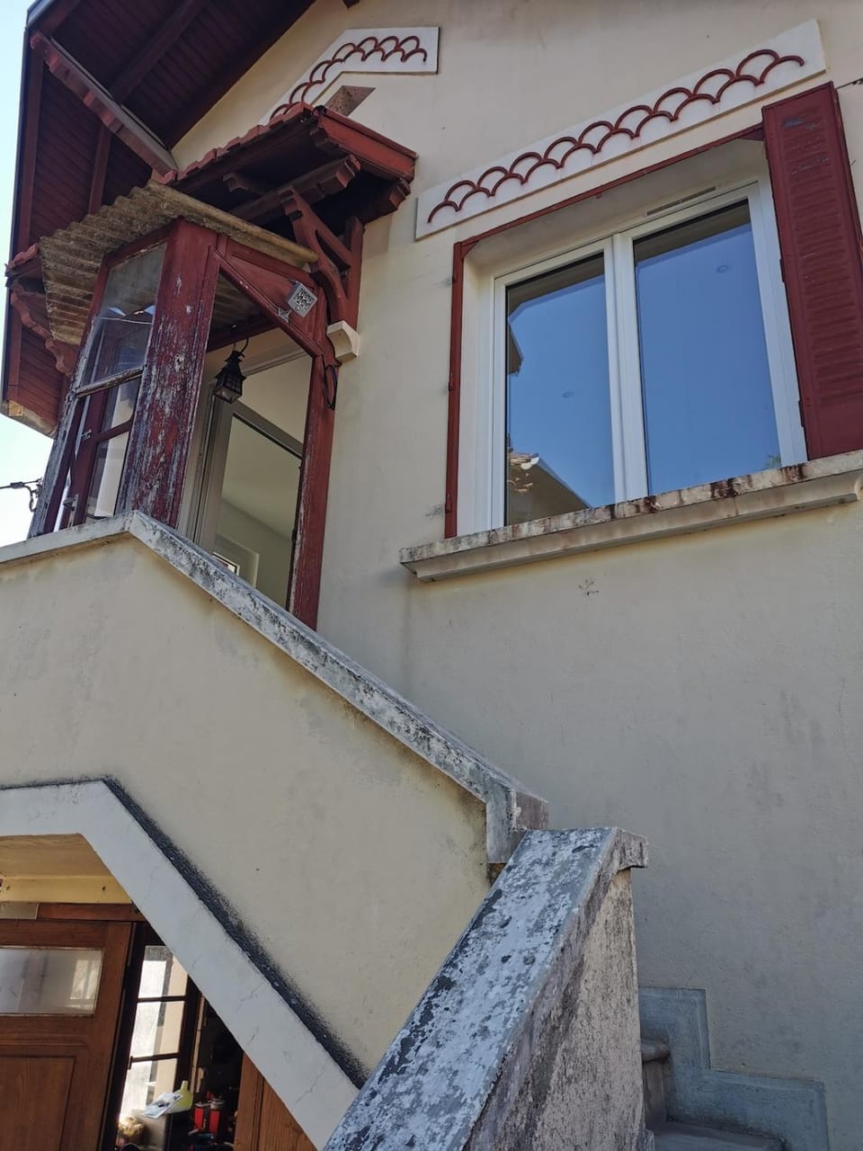 Facade/entrance