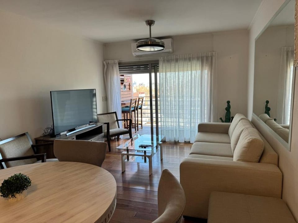 Elegante departamento en el centro de Rosario, Bv Oroño Apartment in Rosario