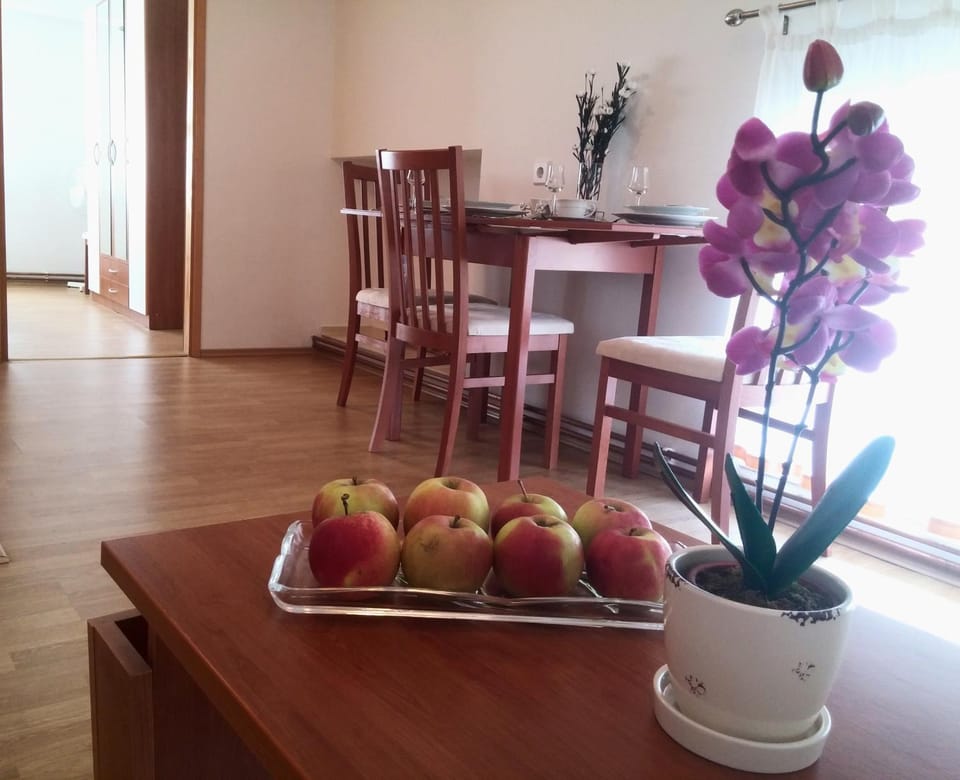 Living room, Other, Decorative detail, Seating area, Dining area, Area and facilities