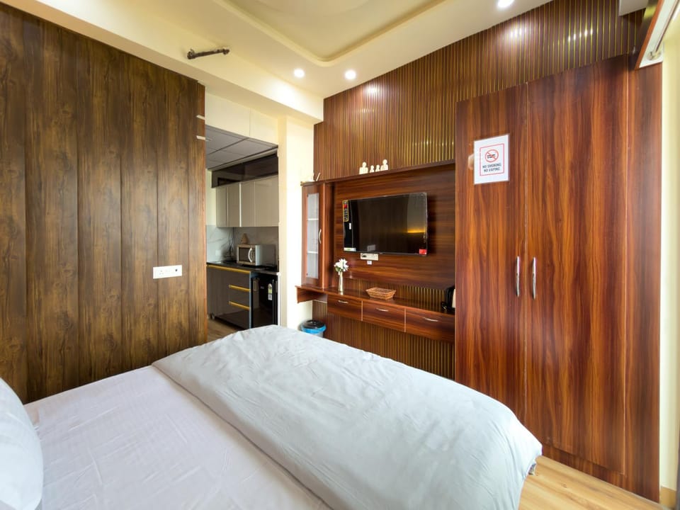 Studio Near Expo Mart Apartment in Uttar Pradesh