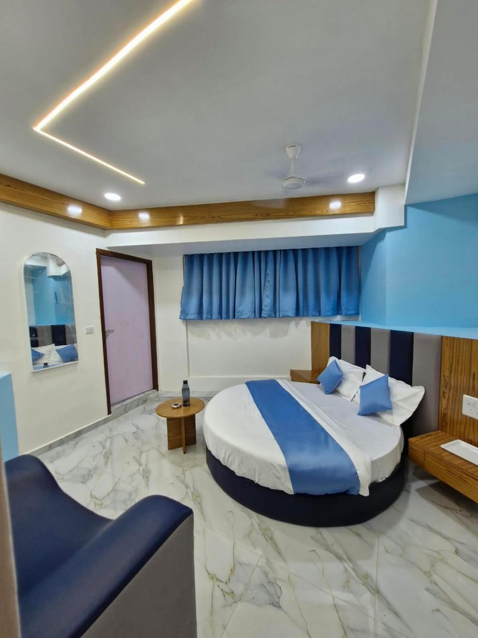 Hotel Radhe Royal Hotel in Ahmedabad