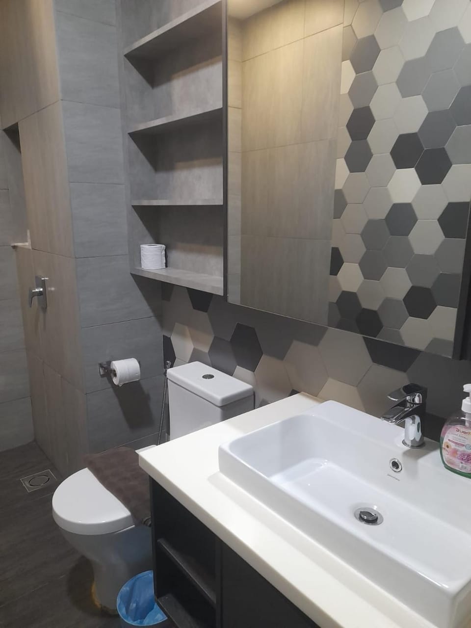 Modern City Flat at Ceylonz Suites Bukit Ceylon Apartment in Federal Territory of Kuala Lumpur