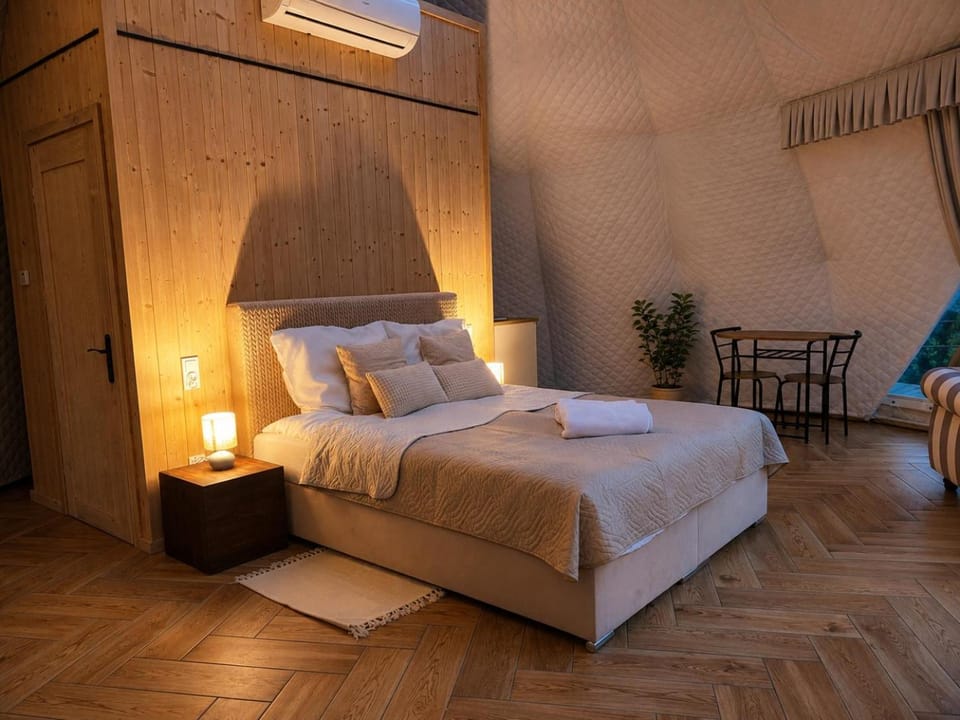 Chillikulka Luxury tent in Poland