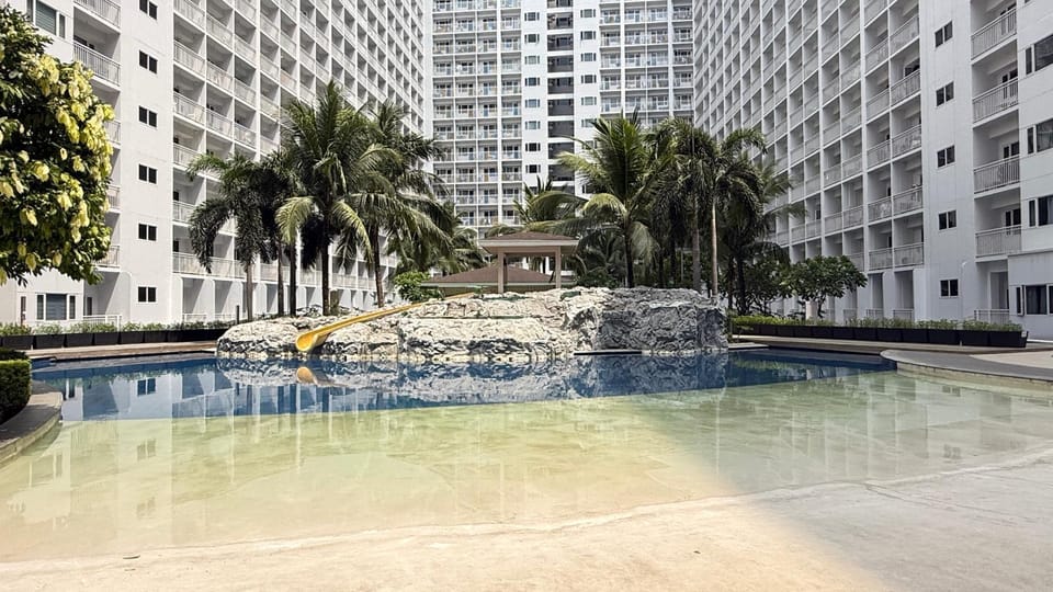 18102 Shore Residences Tower C1 Apartment hotel in Pasay