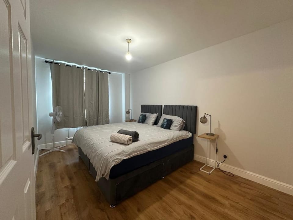 Comfortable Accommodation in South West London Apartment in London Borough of Richmond upon Thames