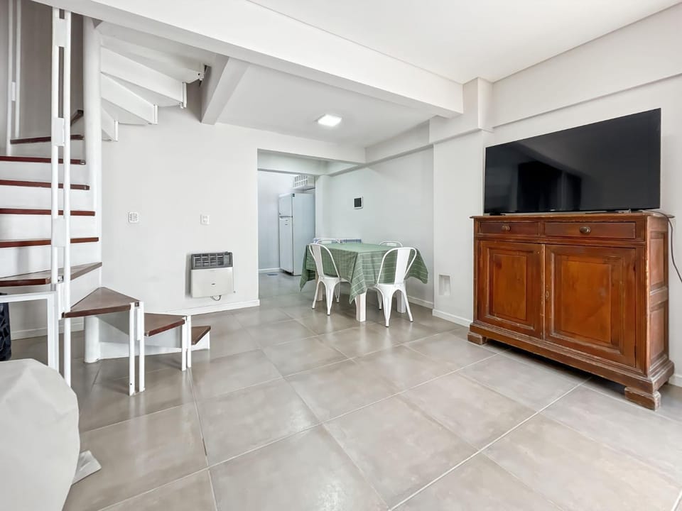 Communal lounge/ TV room, TV and multimedia, Living room
