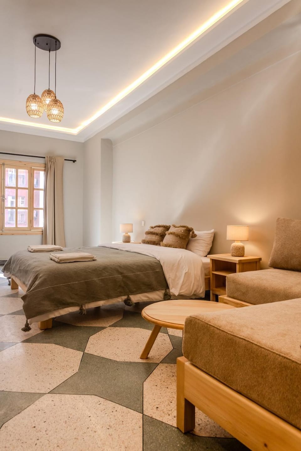 Bed, Living room, Photo of the whole room, Bedroom