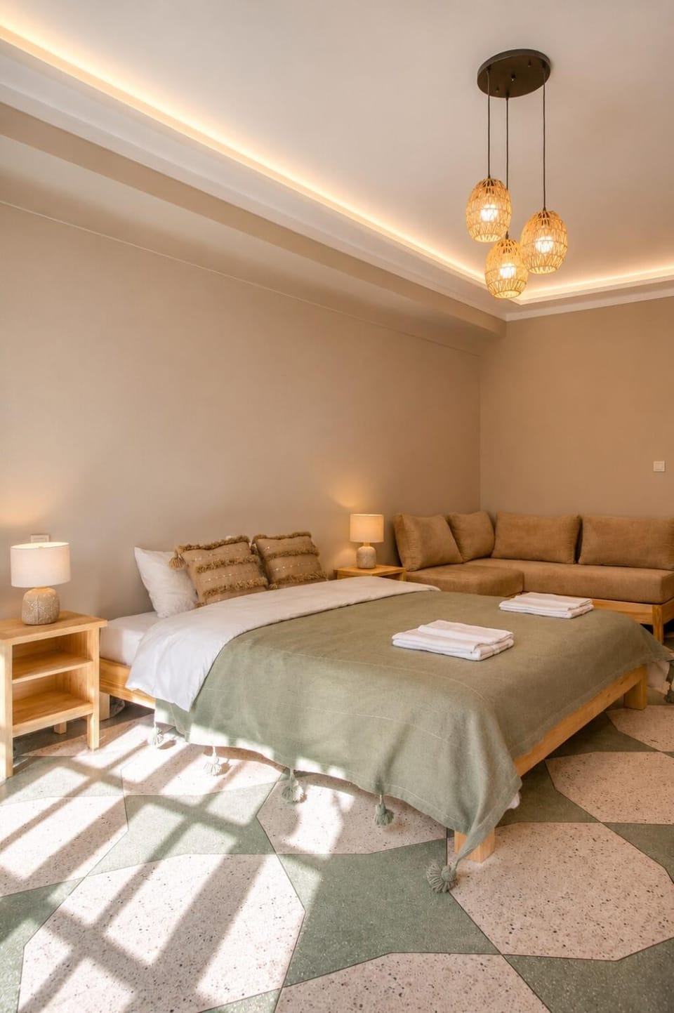Bed, Living room, Photo of the whole room, Bedroom