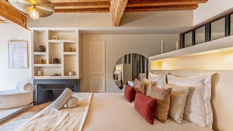 Pure Haven - Luxury Suite - Old Chambéry Apartment in Chambery