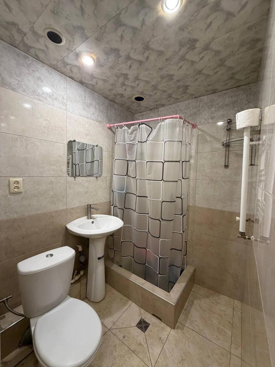 Shower, Toilet, Bathroom