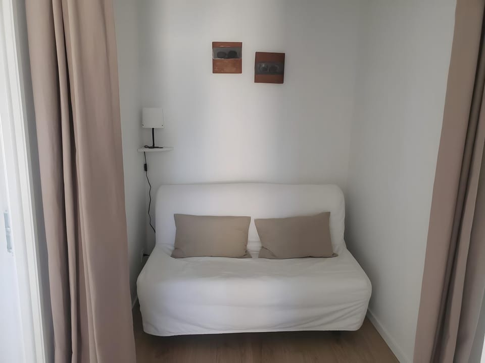 Living room, Bedroom