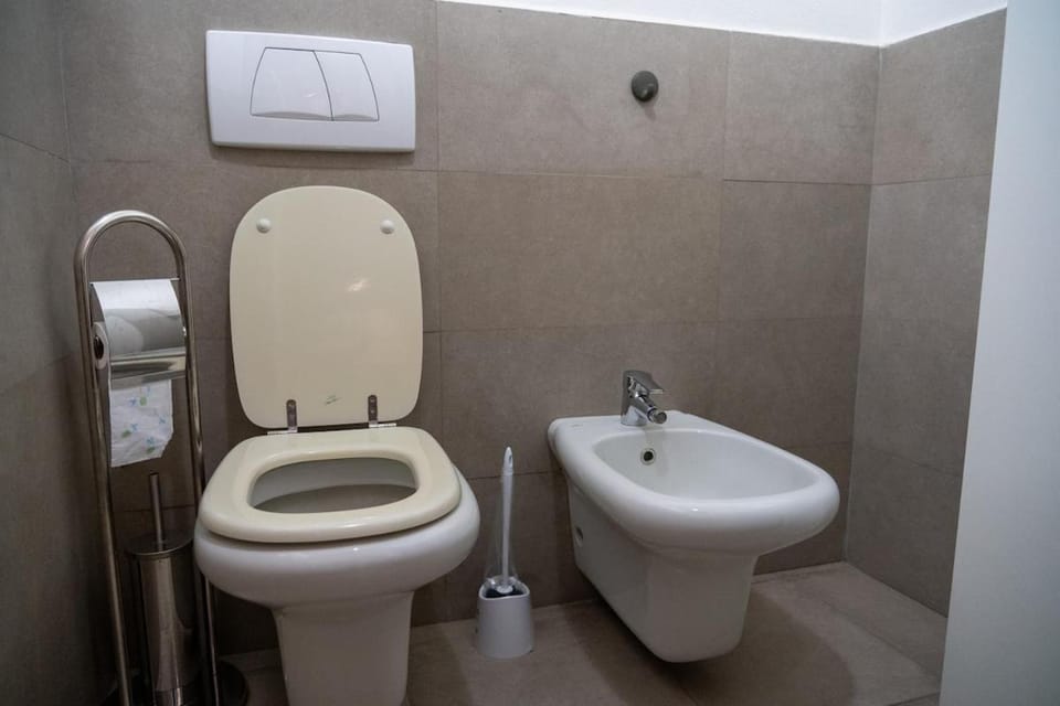 Studio apartment overlooking the Municipal Theater Apartment in Piacenza