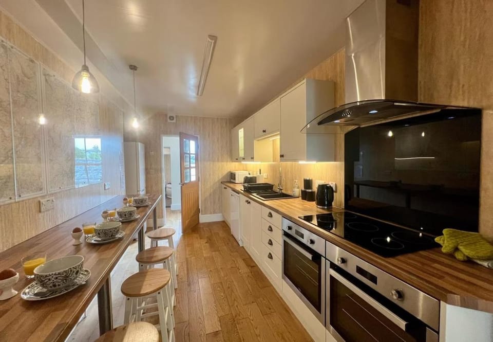 Llanwrst Apartment Sleeps 10 Beautiful Maisonette Apartment Apartment in Bro Garmon