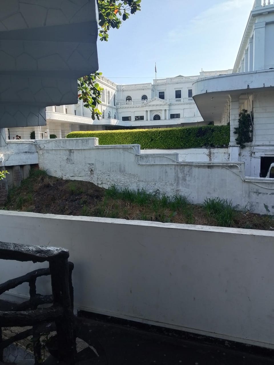 Lavinia Options Beach Inn Rooms Bed and Breakfast in Dehiwala-Mount Lavinia