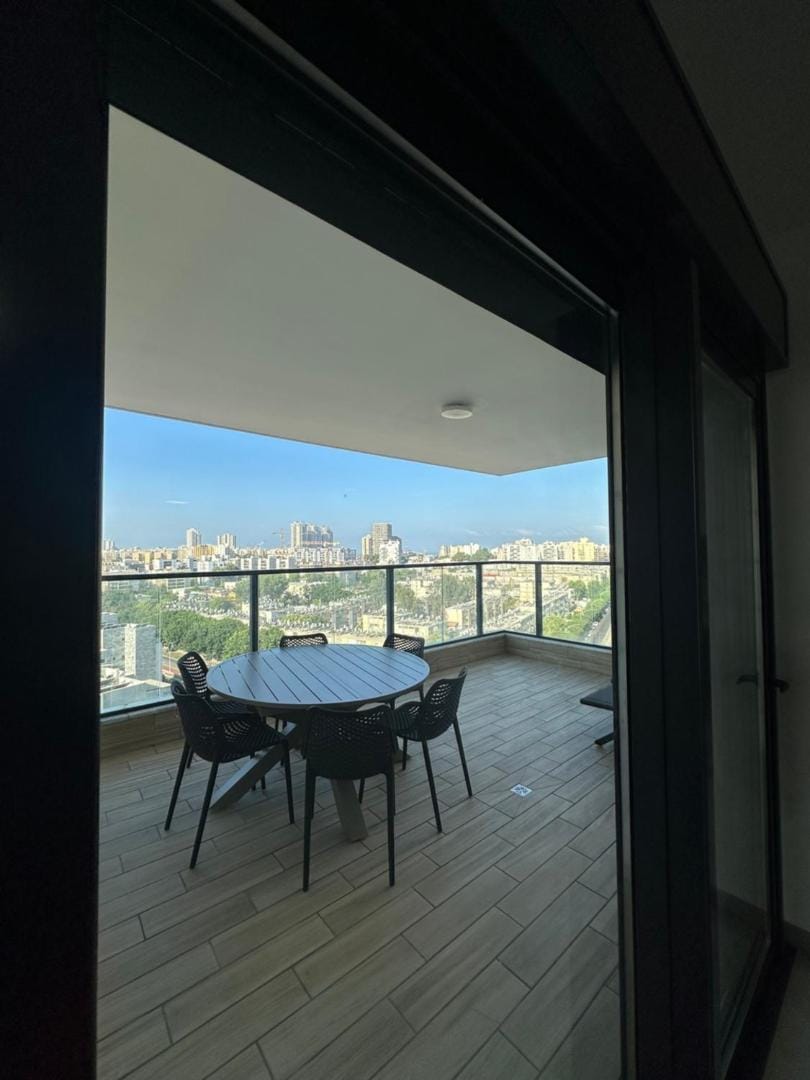 Patio, View (from property/room), Balcony/Terrace