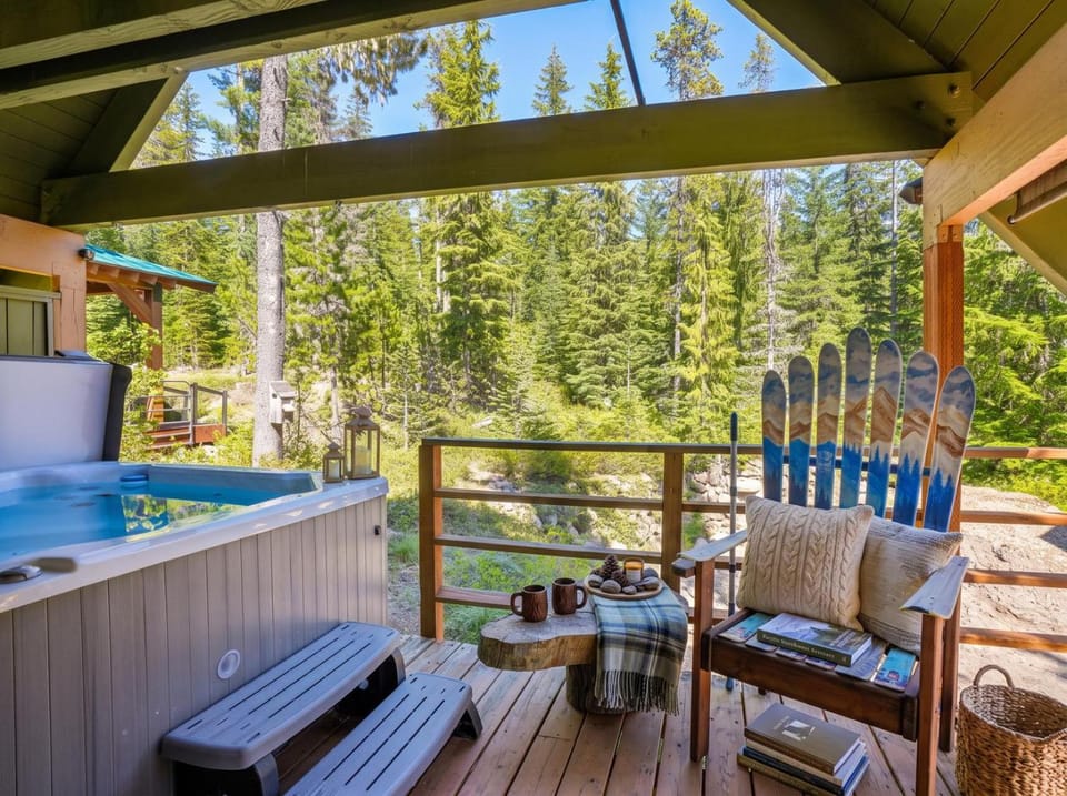 Govy 4BRSki-InOutHot Tub2 Living Rooms Country House in Clackamas County