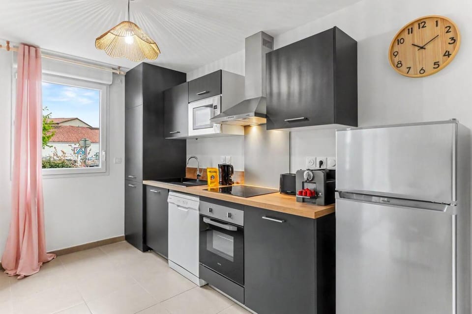 T4 Moderne avec Terrasse & Parking Apartment in Occitanie
